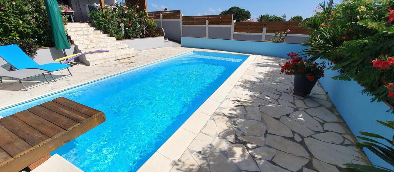 "Chez Claudia "Charmant Logement Avec Jacuzzi Privatif En Toute Intimite Sur Belle Terrasse Exterieure En Bois Et Piscine Courcelles Exterior photo